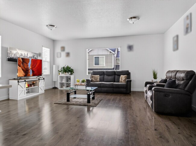 Building Photo - 1454 S 520 W
