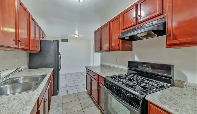 Building Photo - 3134 W Missouri Ave