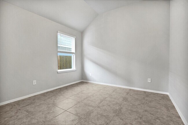 Building Photo - 229 Trailside Ln
