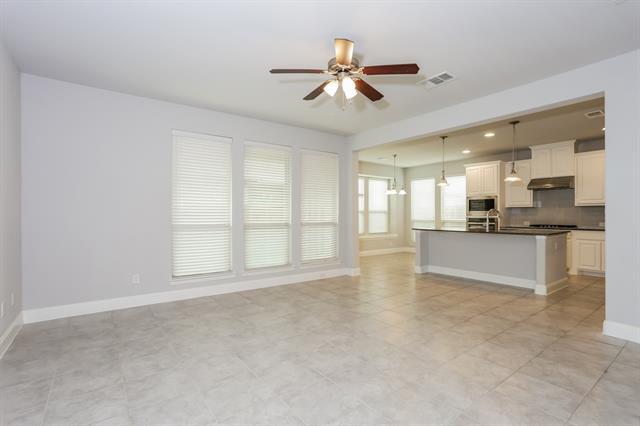 Building Photo - 120 Knight of Realm Blvd