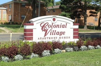 Building Photo - Colonial Village