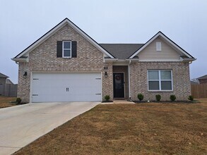 Building Photo - SPECIAL- 4 Bdrm 2 Bath  in Millington