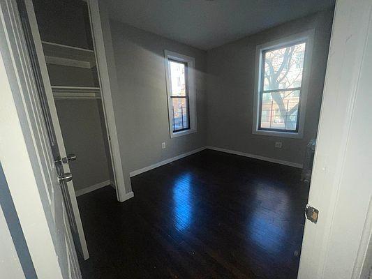 Building Photo - 3 bedroom in BRONX NY 10468