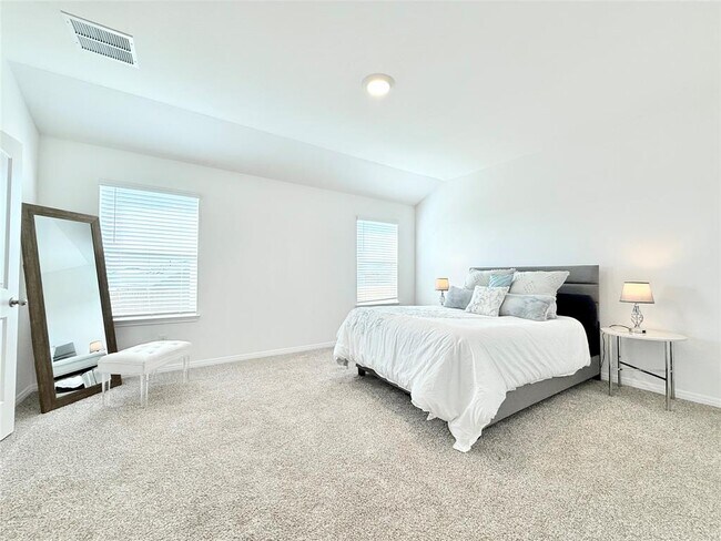 Building Photo - 598 Gladiola Lp