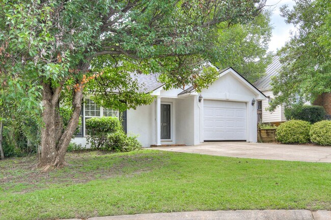Building Photo - Great Ranch Near Augusta National!