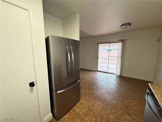 Building Photo - 3130 Meadow Flower Ave