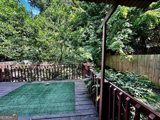 Building Photo - 1060 Falling Water Dr