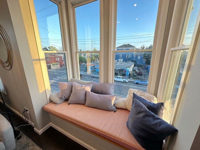 Building Photo - 1608 14th St