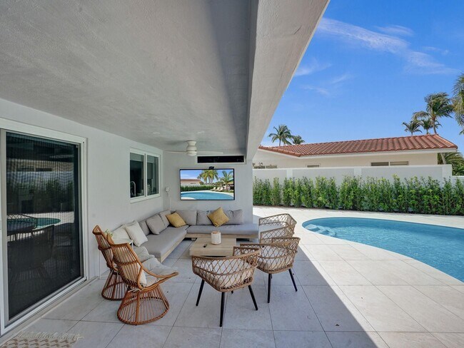 Building Photo - Northeast 31st Avenue, Fort Lauderdale, FL 33308 - 4 BR 3 BA single-family home