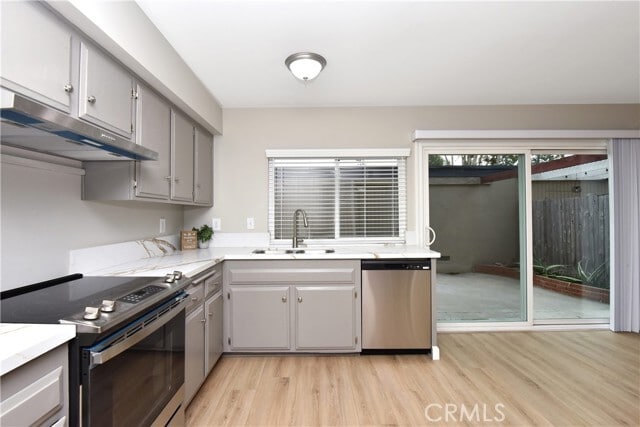 Building Photo - 4247 Larwin Ave