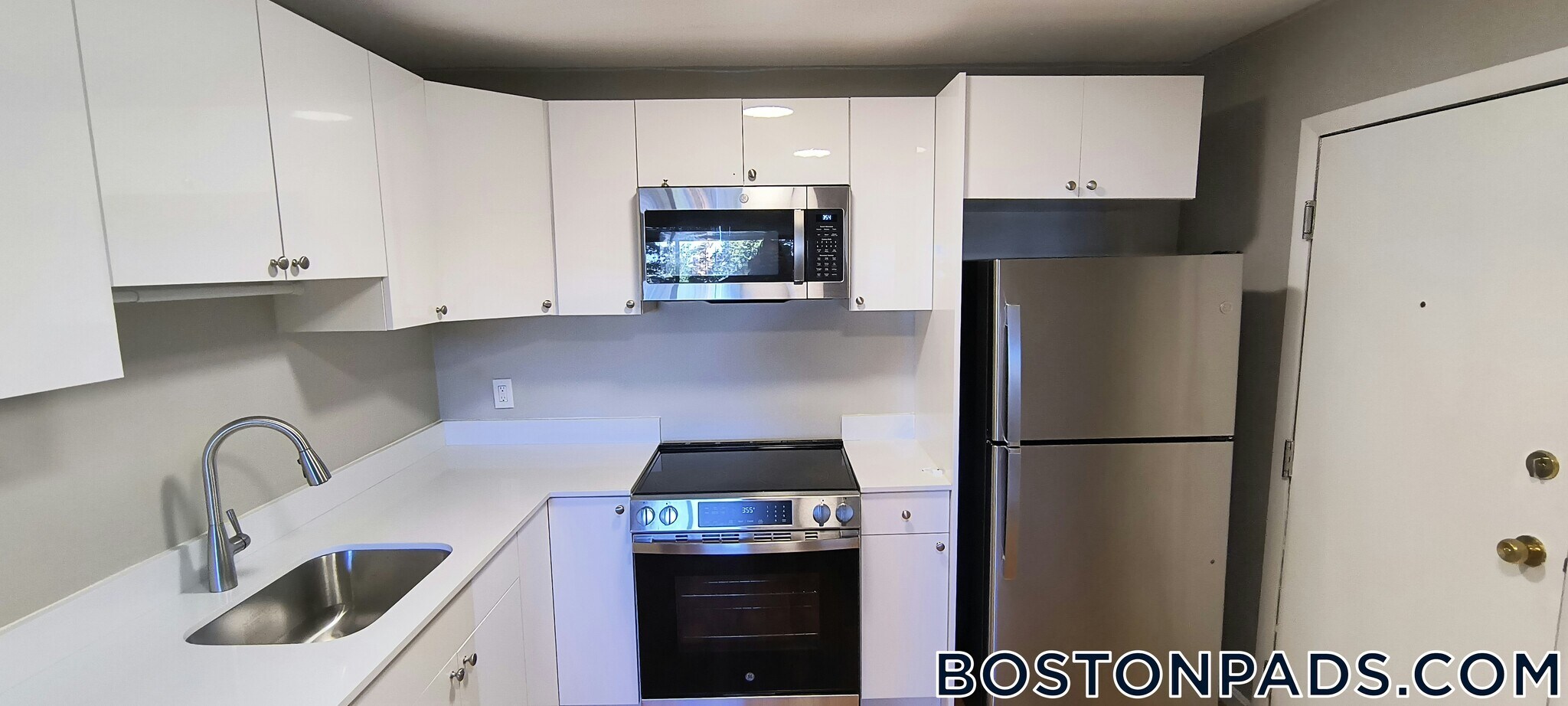 Building Photo - 226 Parker Hill Ave