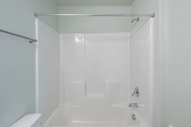 Building Photo - 13001 S Crompton Lane