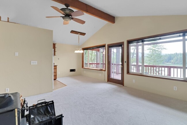 Building Photo - 22311 Overlake Loop SE