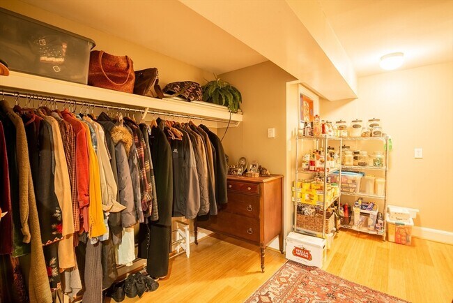 Building Photo - 1401 Great Pond Rd