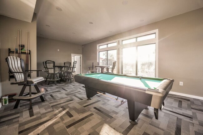 Building Photo - 17462 Front Beach Rd