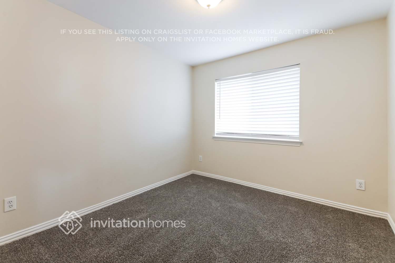 Building Photo - 1312 W Branch Hollow Dr