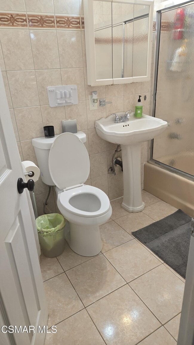 Building Photo - 18029 Bullock St