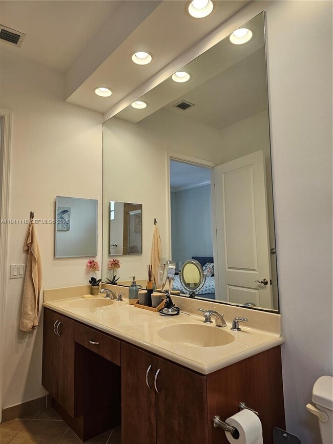 Building Photo - 2955 NW 126th Ave