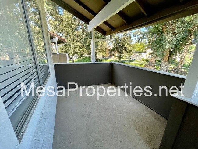 Building Photo - 3733 Country Oaks Loop