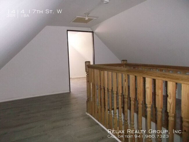 Building Photo - 1414 17th St W