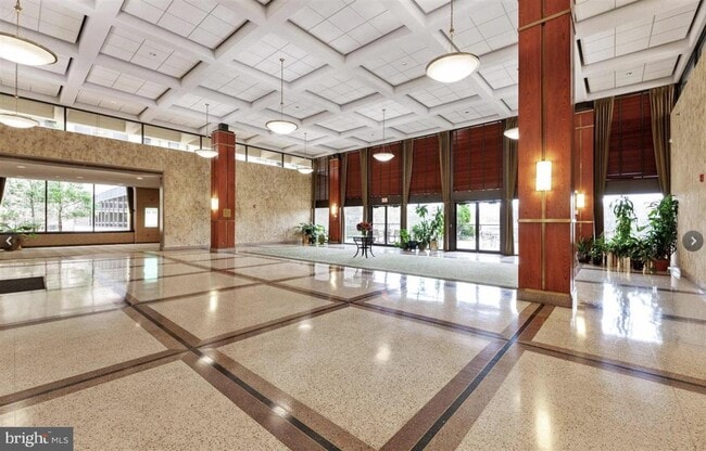 Building Photo - 5501 Seminary Rd