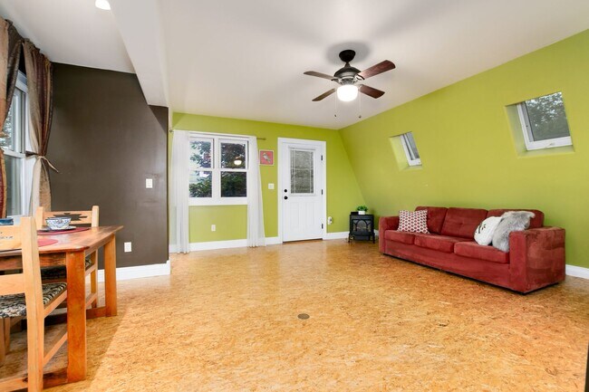 Building Photo - Charming Old Town Louisville Bungalow with Solar & Carriage House!