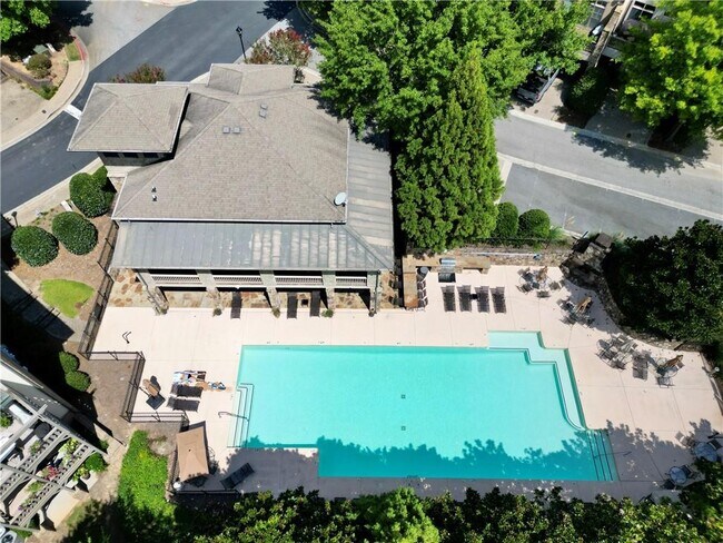 Building Photo - 4522 Gateway Ct