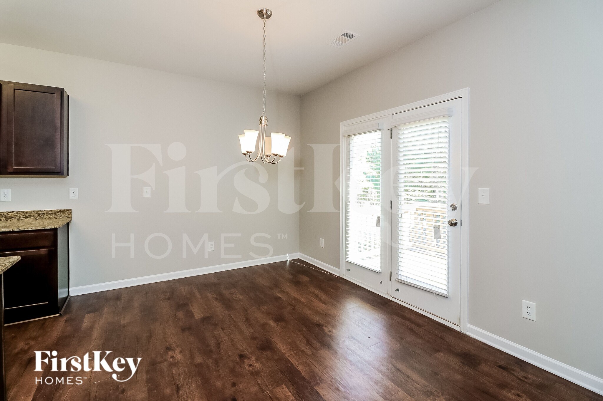 Building Photo - 108 Hollyhock Ln