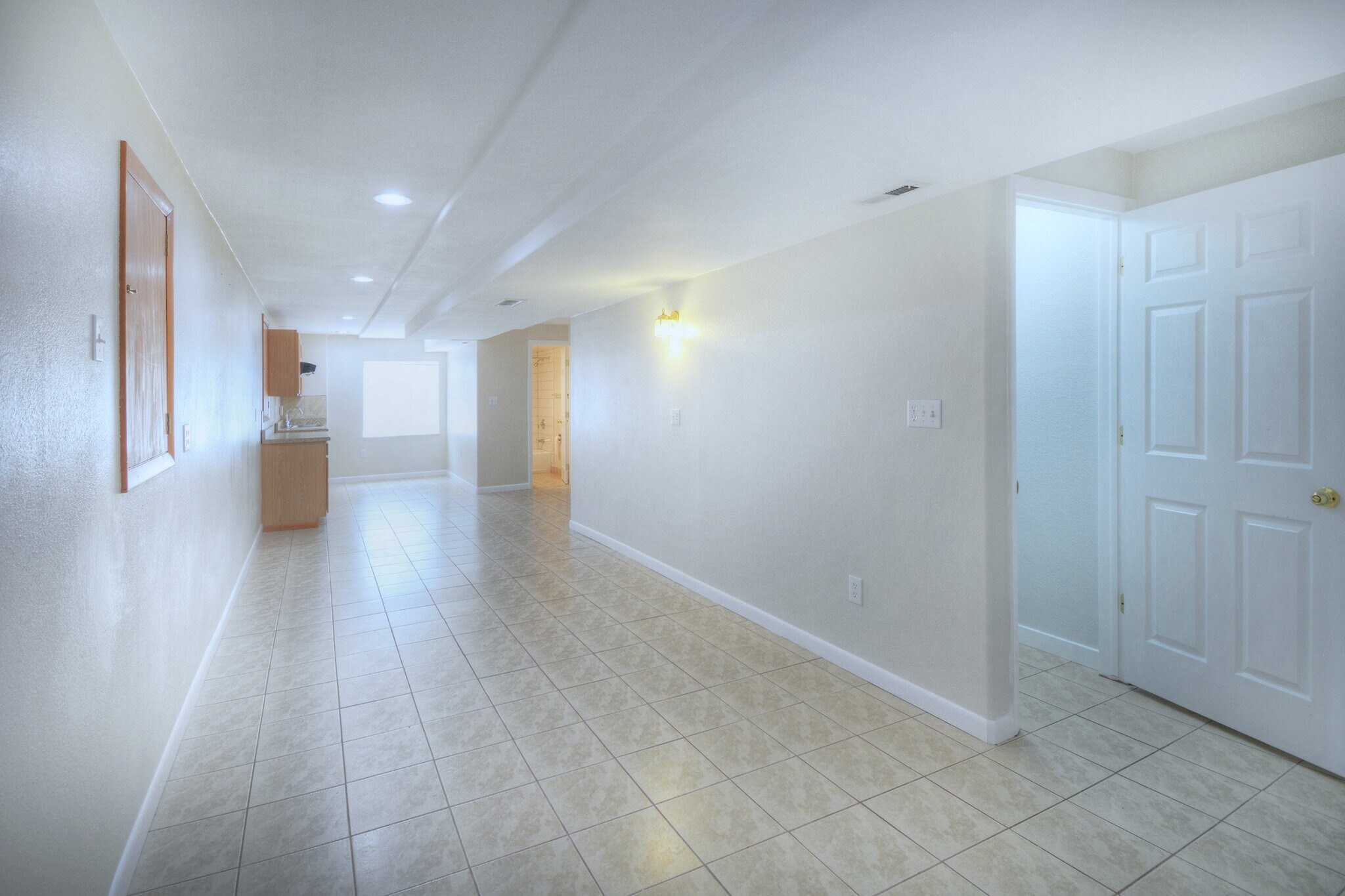 Building Photo - 1325 Legend Oak Dr