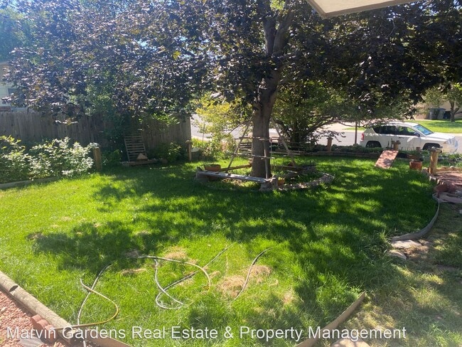 Building Photo - 4 br, 2 bath House - 646 Elliott St.