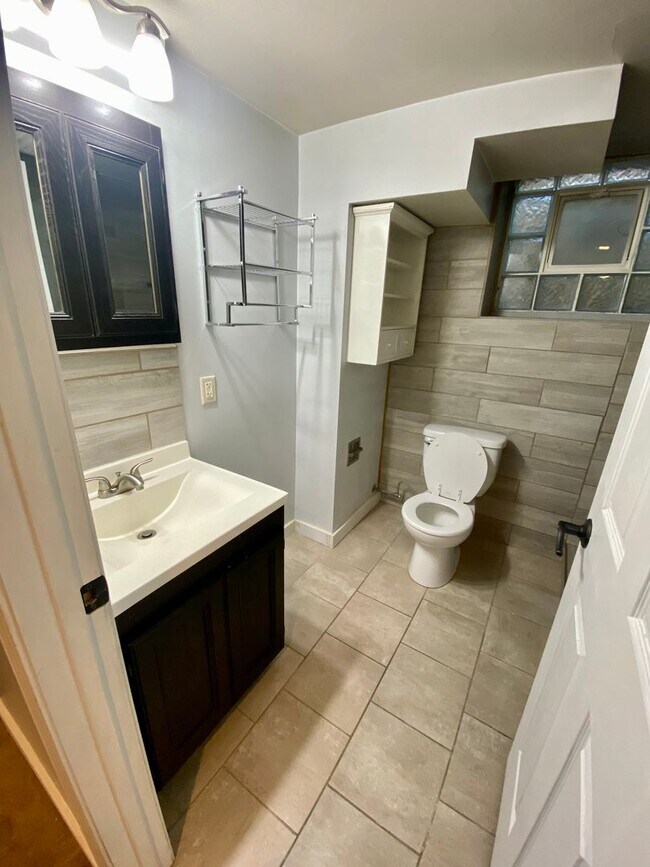 Building Photo - Cozy Basement Apartment – All Utilities Included, Private Entrance & Minutes from Purdue!