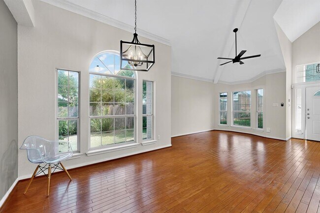 Building Photo - 15114 Wells Port Dr