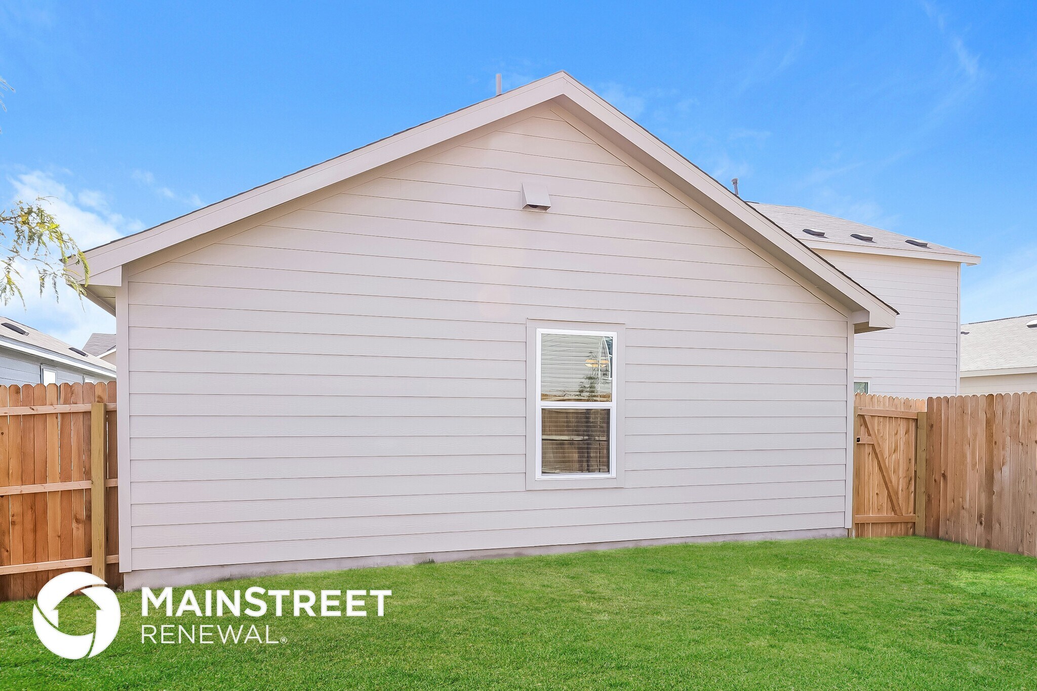 Building Photo - 13815 Goat Cv