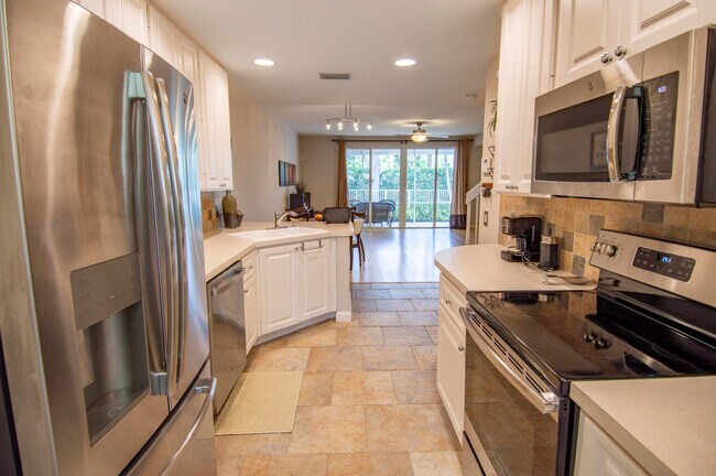 Building Photo - 504 Capistrano Dr