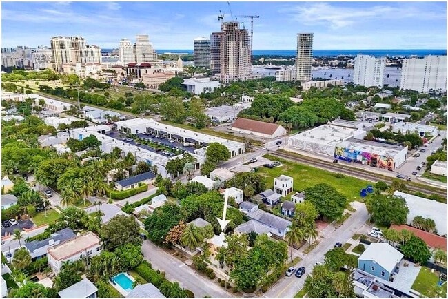 Building Photo - 1818 Florida Ave