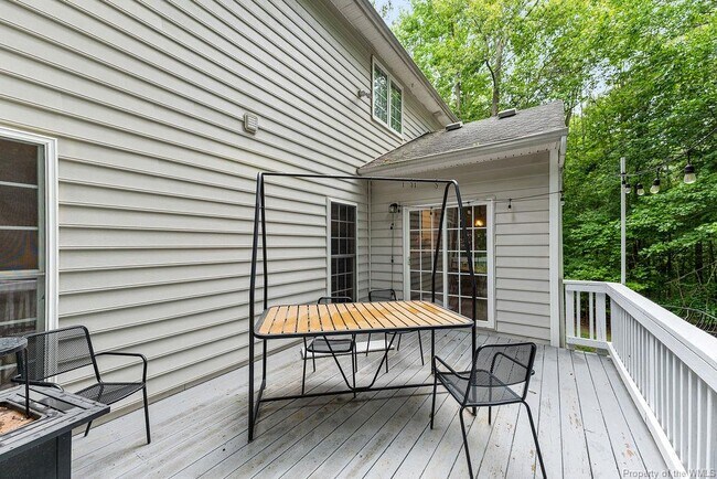Building Photo - 9388 Ottoway Ct