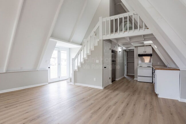 Building Photo - 90 Park St