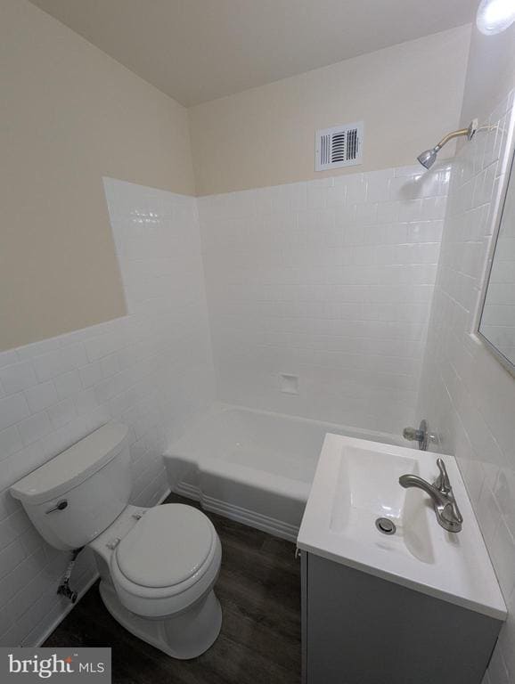 Building Photo - 6327 Willowood Ln