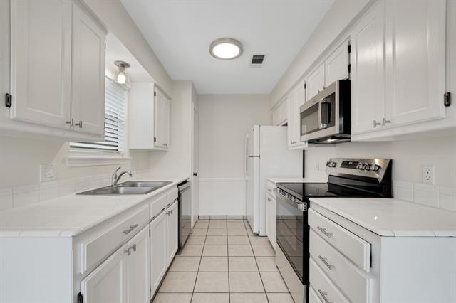 Building Photo - 2816 Terry Ct