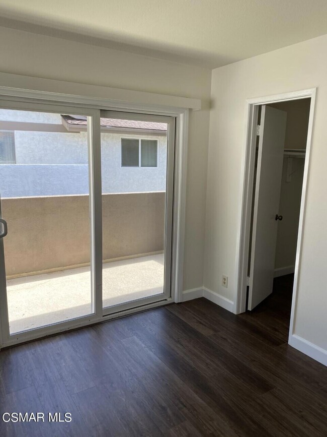 Building Photo - 224 Gazania Ct