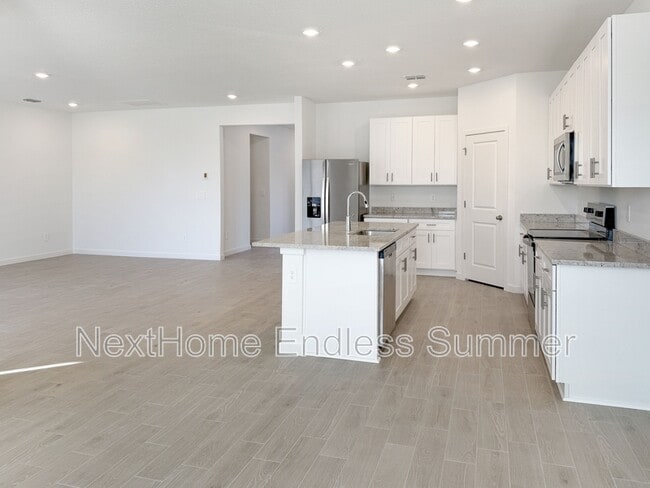 Building Photo - 12719 Senbay Ct