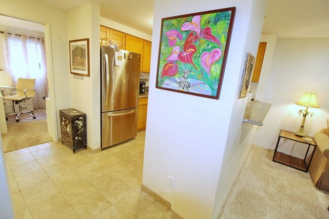 Building Photo - F-104 Kihei Shores Furnished 2 bed/2 full ...