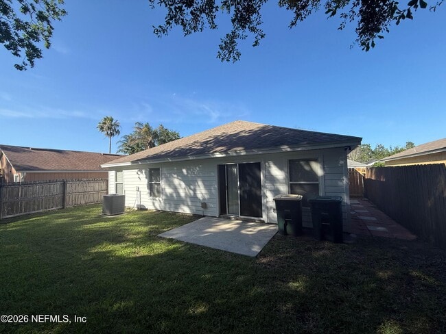 Building Photo - 8796 Chambore Dr