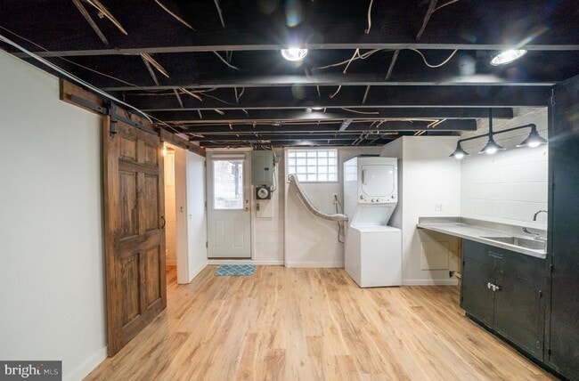 Building Photo - 1106 Linden Ave