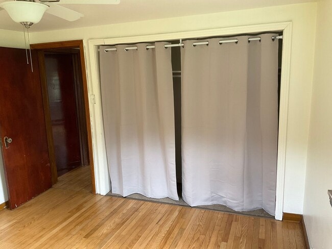 Building Photo - 3 Bedroom - Peaceful Living Just Minutes f...