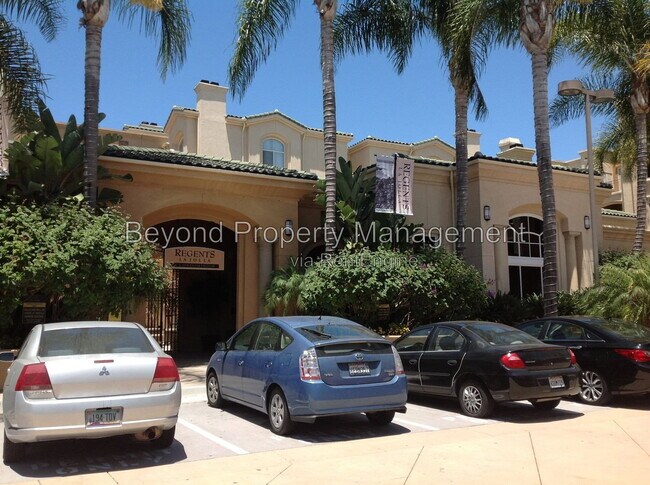 Building Photo - 9263 Regents Rd