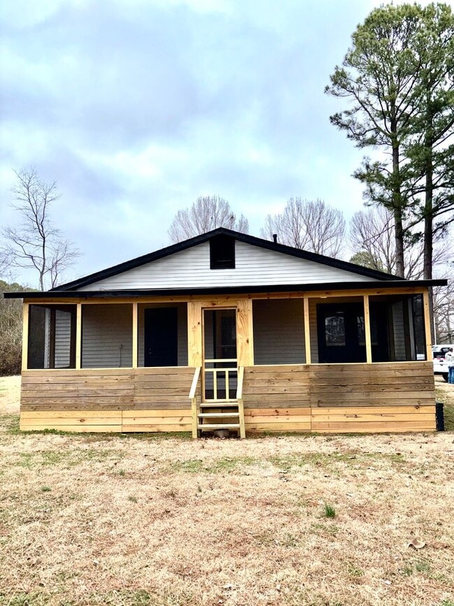 Building Photo - 5313 Johnwood- Valley View-Move In Ready!