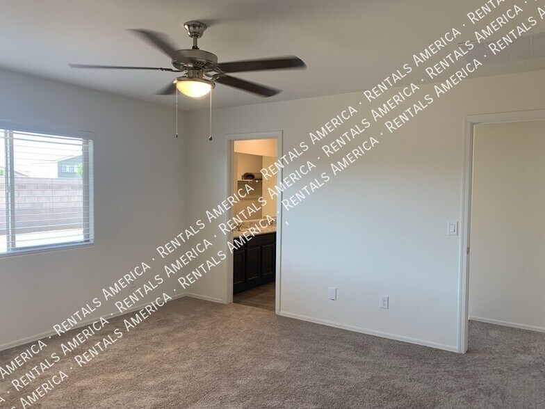 Building Photo - 2569 N Agave Ln