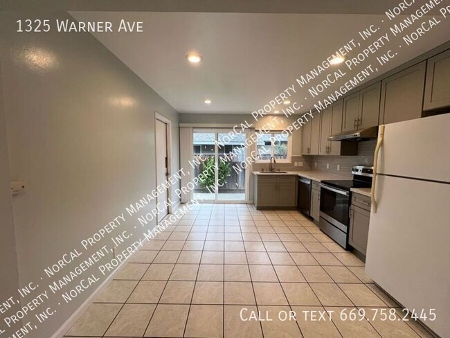 Building Photo - 1325 Warner Ave