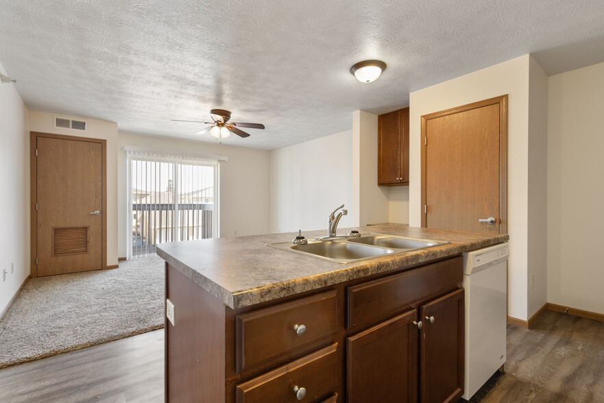 Primary Photo - The Meadows Apartments
